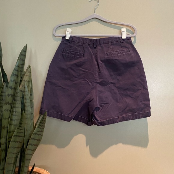 LANDS END NAVY BLUE KHAKI SHORTS 8 - Picture 2 of 4